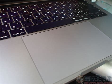 The Magic Trackpad: Bringing Touchscreen Capabilities to Mac
